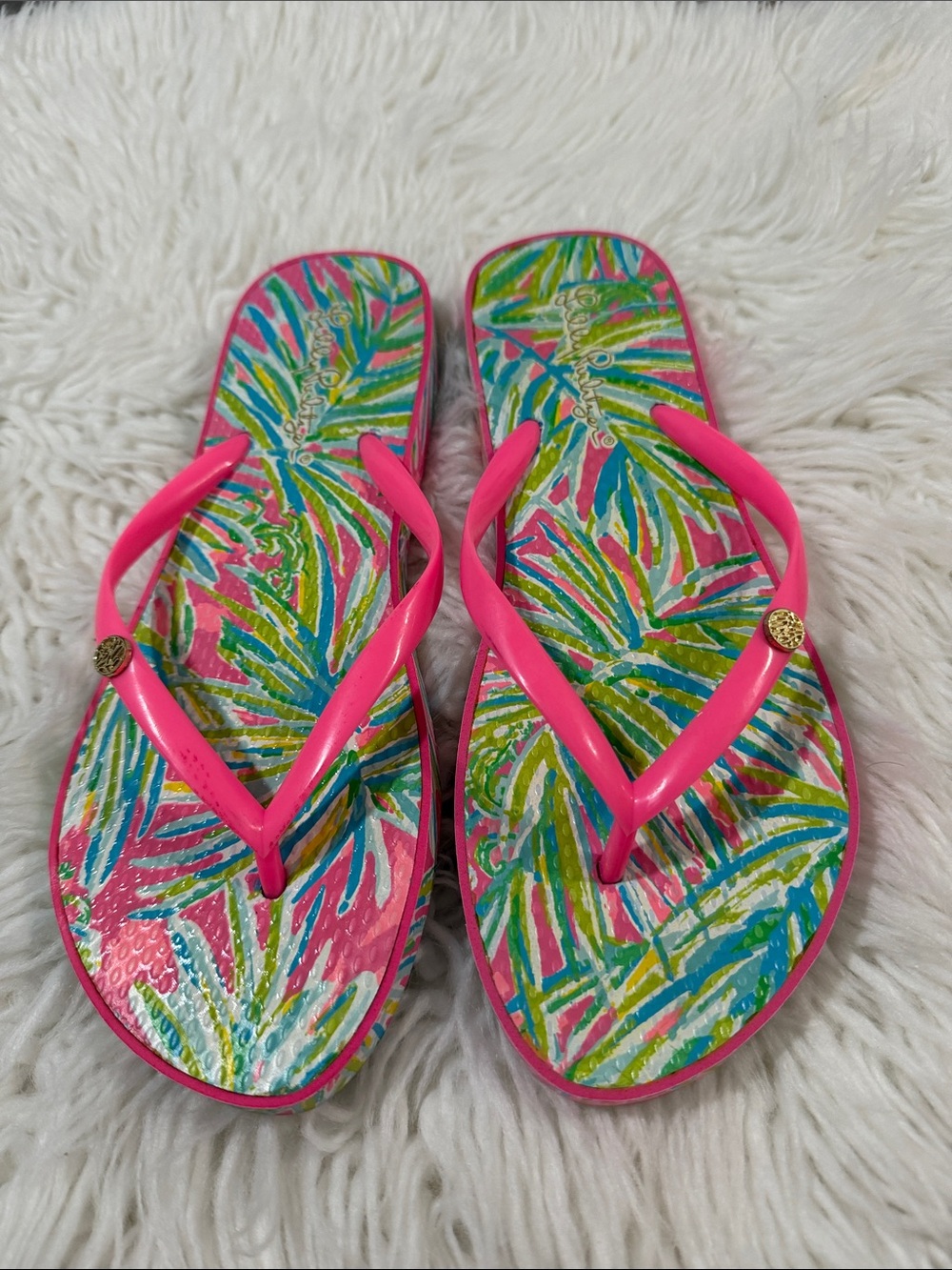 Lilly Pulitzer Hot Pink Tropical Palm Print Flip Flops Size 7/8